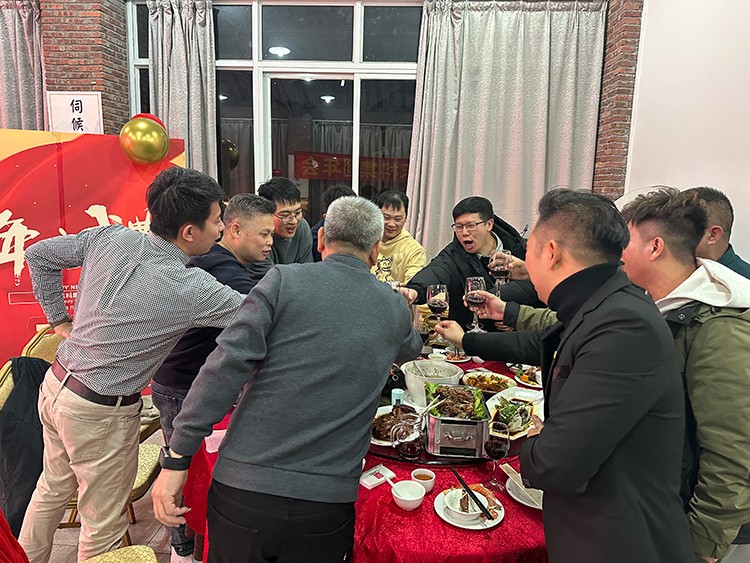 【年会特辑】“新征程 再出发”！尊时凯龙人生就博集团2024年会盛典圆满举行！