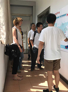 意大利费拉拉大学托马斯教授调研团一行莅临常平科技园参观调研